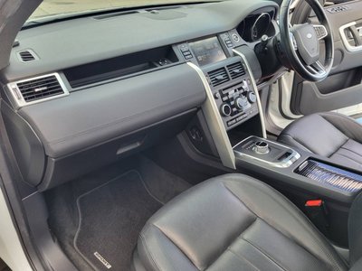 LAND ROVER DISCOVERY SPORT - 9
