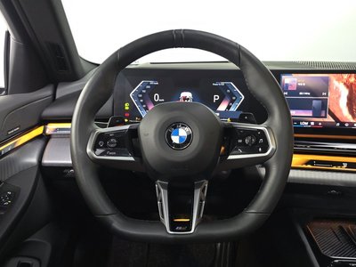 2025 BMW 5 SERIES — миниатюра 19