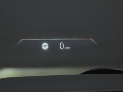 2025 BMW 5 SERIES — миниатюра 23