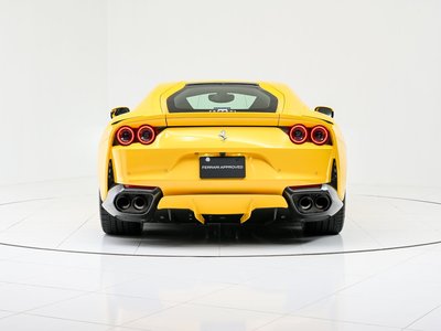 FERRARI 812 - 7