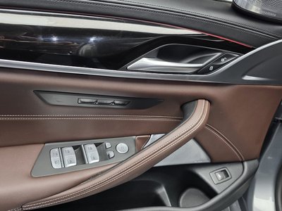 صورة مصغرة 29 لـ 2022 BMW 5 SERIES