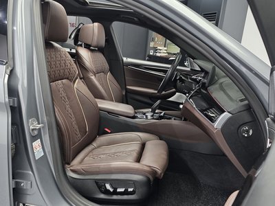 صورة مصغرة 17 لـ 2022 BMW 5 SERIES