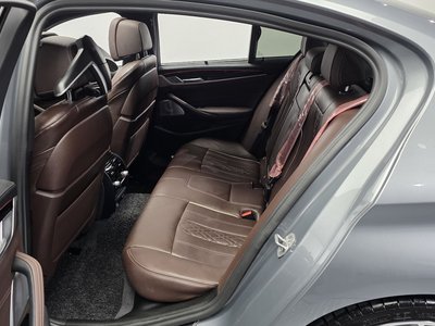 صورة مصغرة 16 لـ 2022 BMW 5 SERIES