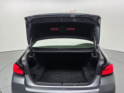 صورة مصغرة 26 لـ 2022 BMW 5 SERIES