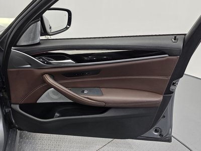 صورة مصغرة 15 لـ 2022 BMW 5 SERIES