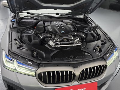 صورة 7 لـ 2022 BMW 5 SERIES