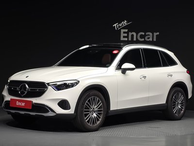 2025 Mercedes-BENZ GLC — фото 1