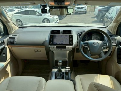 TOYOTA LAND CRUISER PRADO - 2