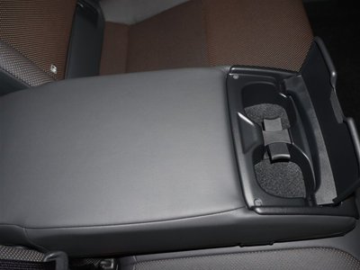 2025 Toyota CROWN CROSSOVER — фото 11