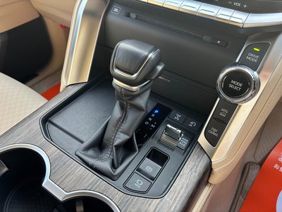 2023 Toyota LAND CRUISER 300 缩略图 48