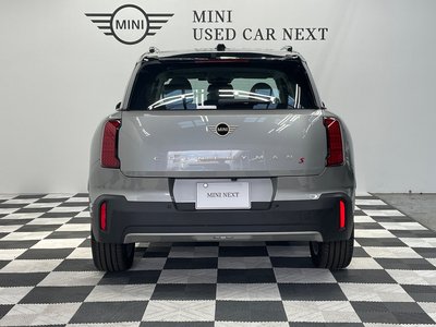 MINI MINI COUNTRYMAN - 8