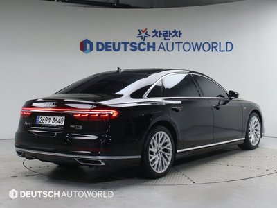 AUDI A8 - 4