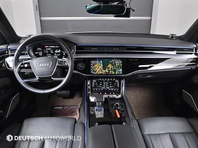 AUDI A8 - 8