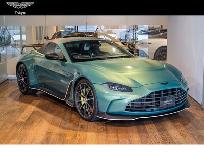ASTON MARTIN VANTAGE