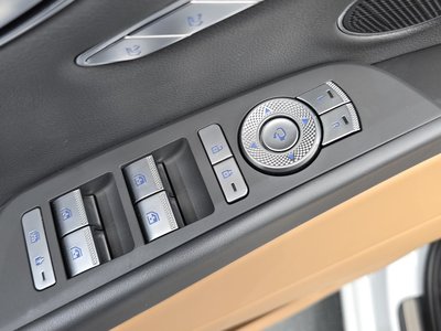 2021 Genesis G80 (RG3) — миниатюра 28