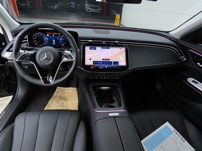 صورة 5 لـ 2025 Mercedes-BENZ E-CLASS