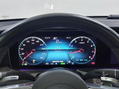 صورة 8 لـ 2021 Mercedes-BENZ E-CLASS