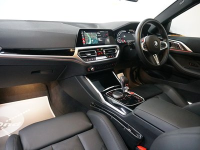 صورة 9 لـ 2023 BMW M4 COUPE