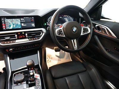 صورة 10 لـ 2023 BMW M4 COUPE