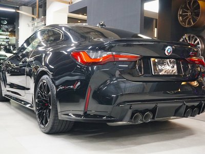 صورة 6 لـ 2023 BMW M4 COUPE