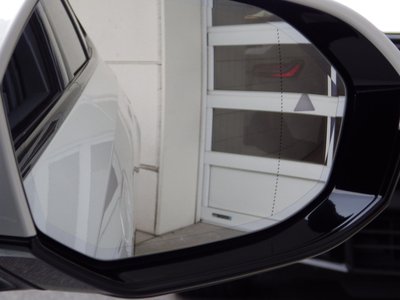 صورة مصغرة 32 لـ 2025 BMW 5 SERIES TOURING
