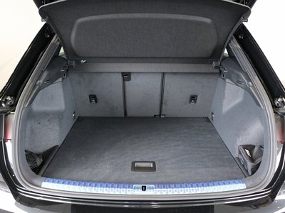 صورة مصغرة 11 لـ 2025 AUDI Q3
