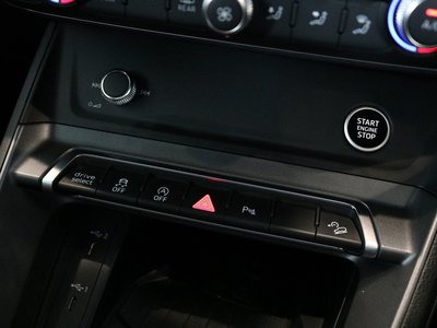 صورة مصغرة 19 لـ 2025 AUDI Q3