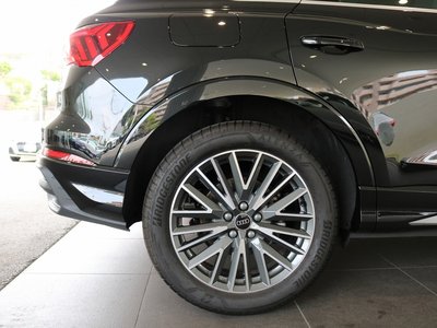 صورة مصغرة 54 لـ 2025 AUDI Q3