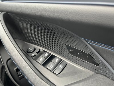 2026 BMW I4 — миниатюра 17