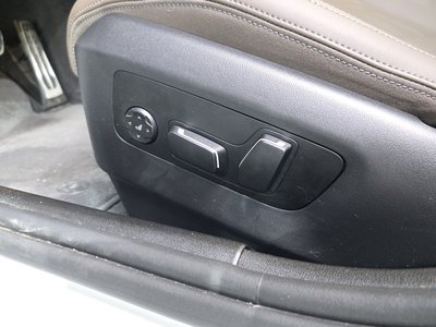 2024 BMW 5 SERIES — миниатюра 32