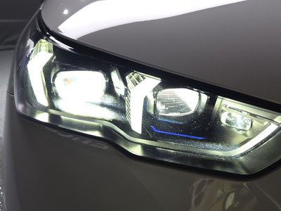 2024 BMW 5 SERIES 照片 9