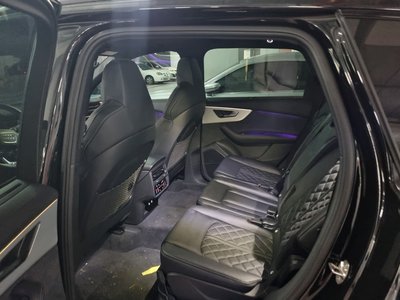 AUDI Q7 - 7