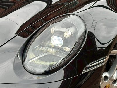 PORSCHE 911 - 5