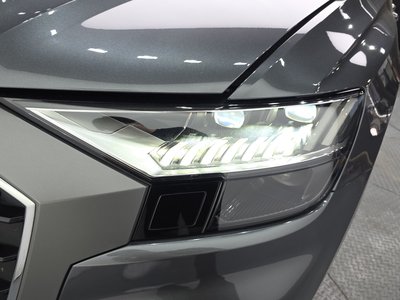 AUDI Q8 - 9