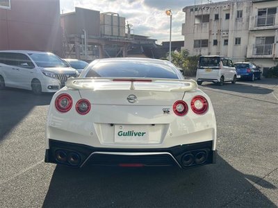 NISSAN GT-R - 4