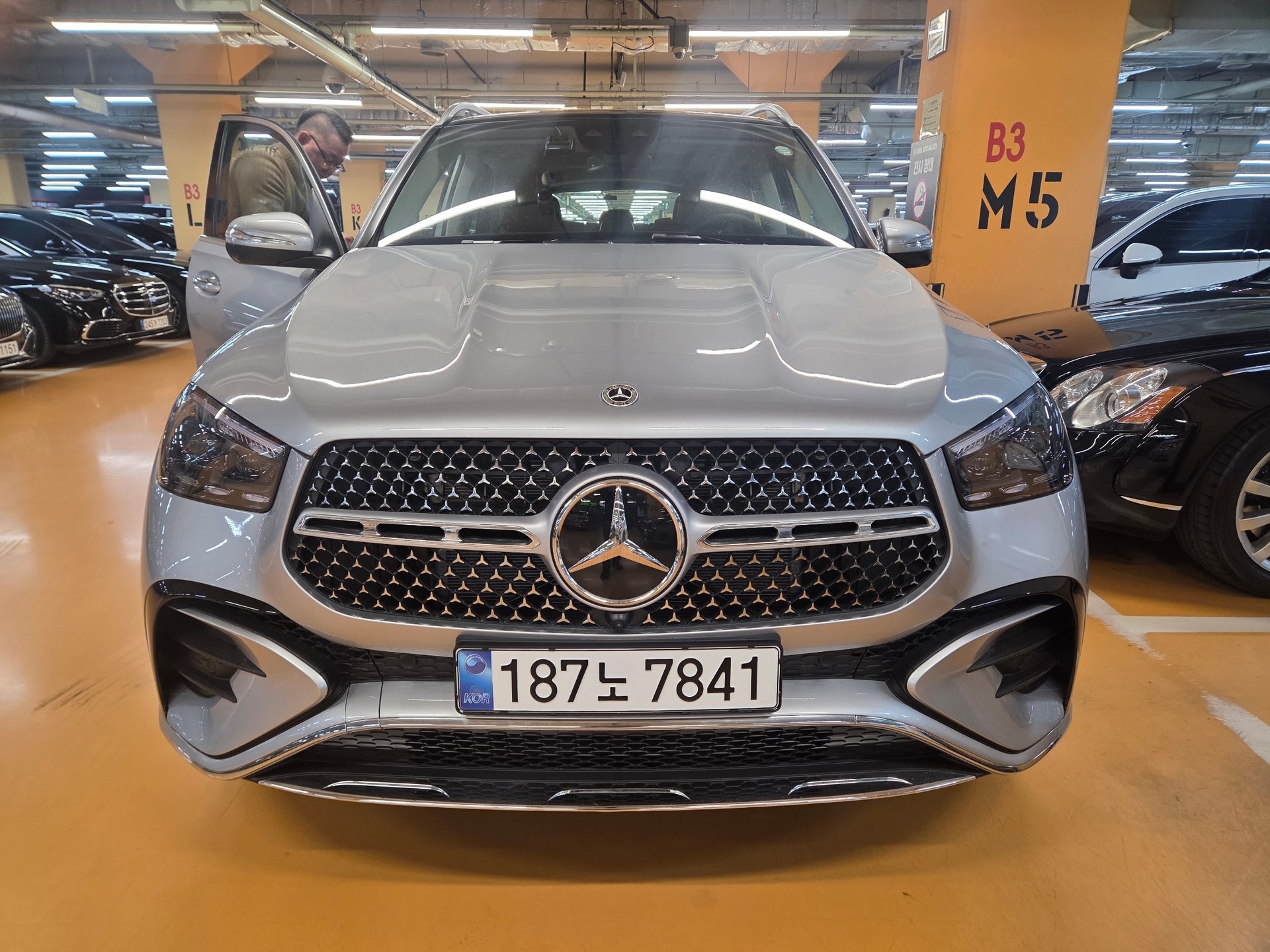 MERCEDES-BENZ GLE - View 1