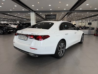 MERCEDES-BENZ E-CLASS - 3