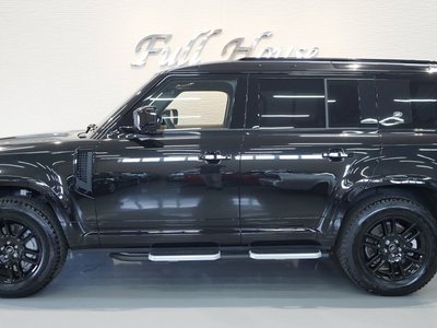 LAND ROVER DEFENDER - 1