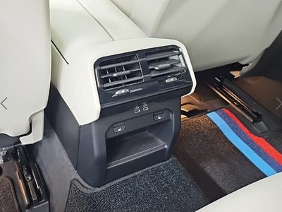 2024 BMW 5 SERIES 缩略图 13