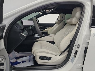 2024 BMW 5 SERIES 缩略图 11