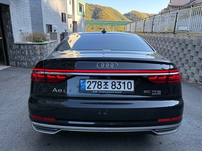 AUDI A8 - 4