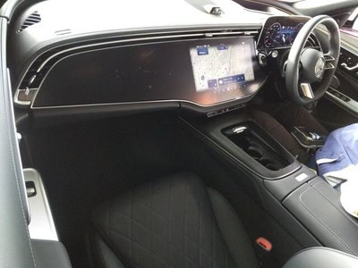 MERCEDES-BENZ E-CLASS - 3