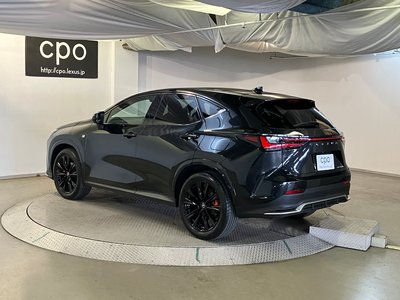 صورة 2 لـ 2023 Lexus NX