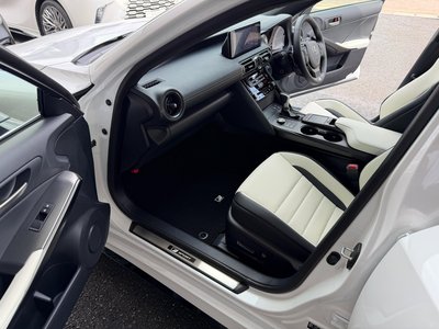 صورة مصغرة 21 لـ 2026 Lexus IS