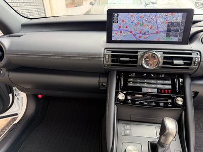 صورة مصغرة 26 لـ 2026 Lexus IS