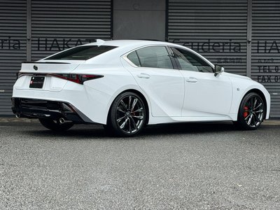 2026 Lexus IS — фото 5