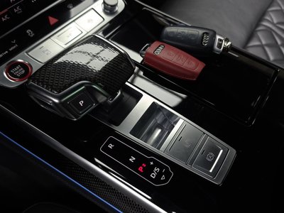 2021 AUDI S8 photo 9