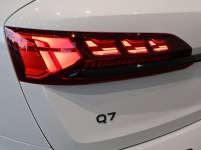 2025 AUDI Q7 照片 9