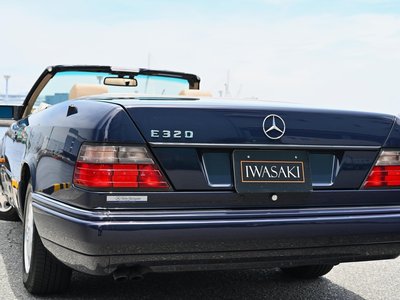 1994 Mercedes-BENZ E-CLASS 照片 4