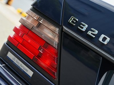 1994 Mercedes-BENZ E-CLASS 照片 14